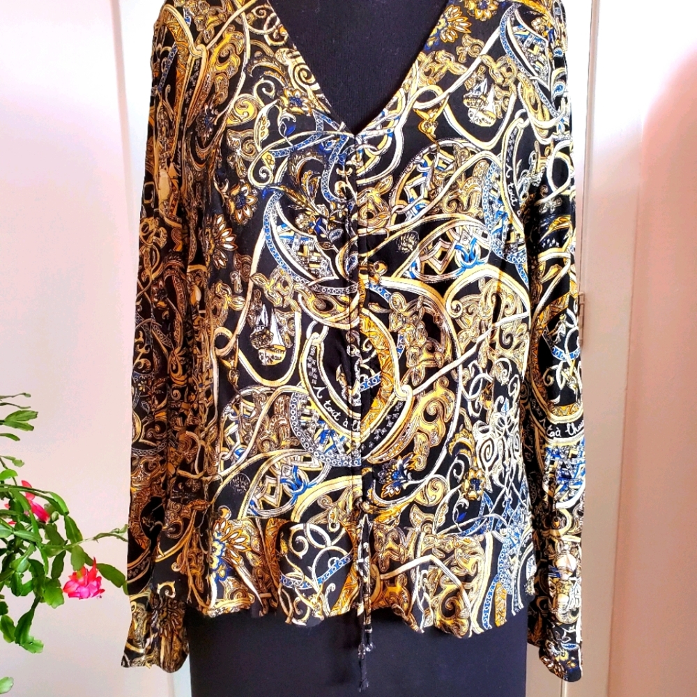 H&M ruffle hem shirred front blouse